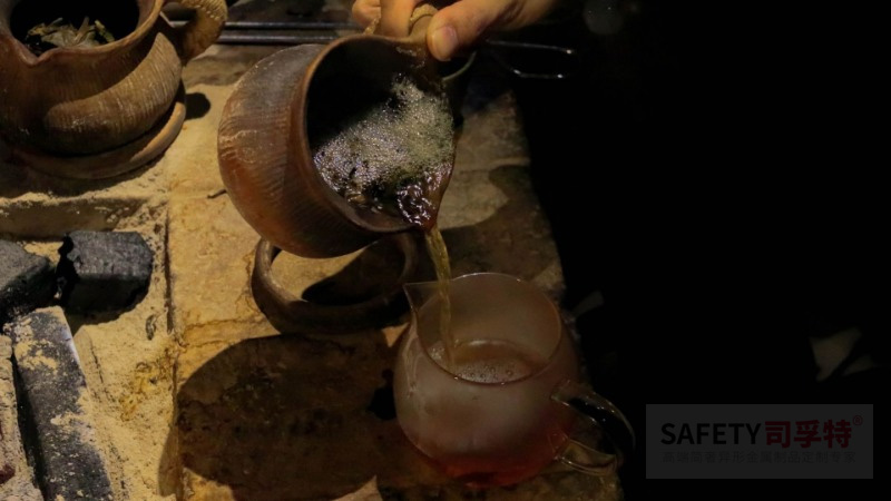 從“火塘烤茶”到“圍爐煮茶”，傳承中華茶文化 [精制鋼圍爐茶桌|炭火爐](圖4)