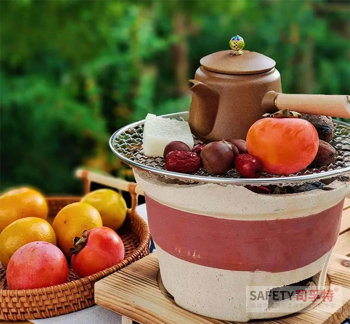 圍爐煮茶：茶是關(guān)鍵，這兩類茶不適合煮[圍爐茶桌，自制圍爐](圖2)