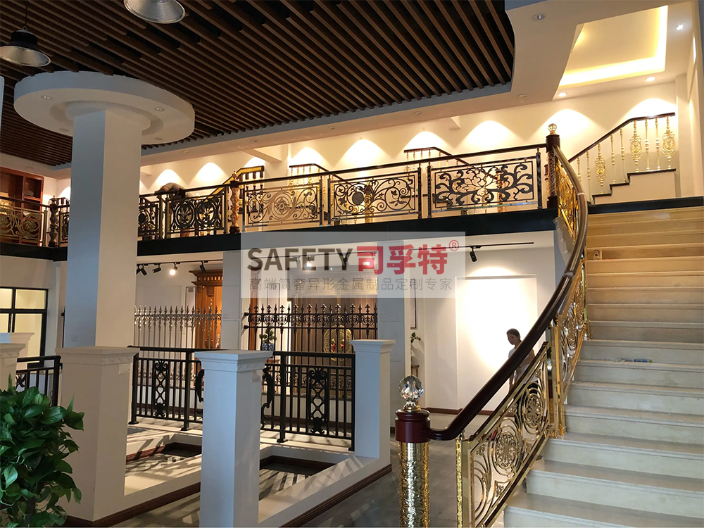 鋁藝鏤空雕花樓梯扶手：造型多樣，工藝成熟，彰顯高端品味(圖6)
